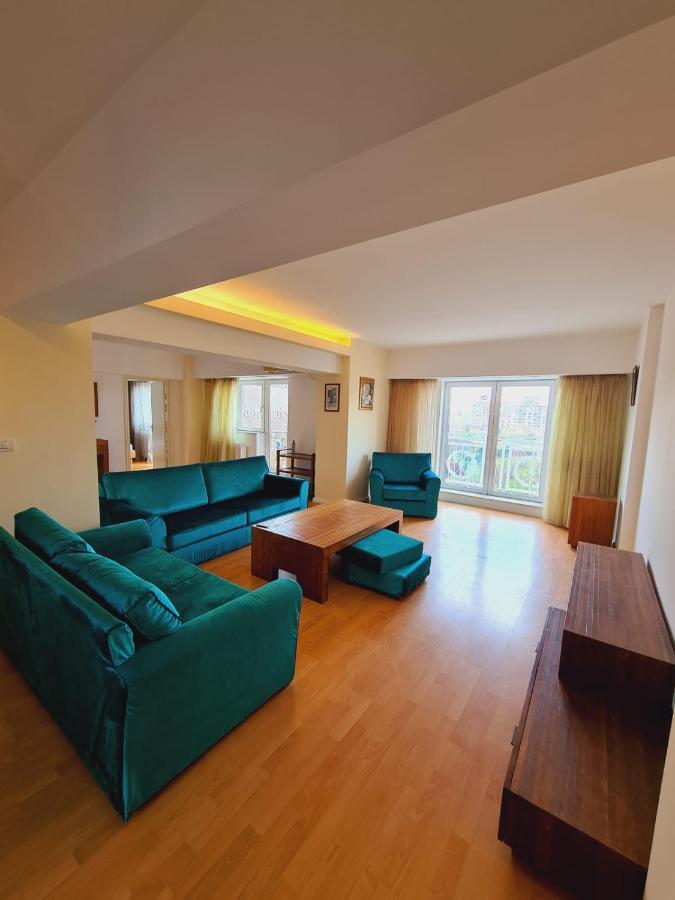 Old Town Apartment With Panoramic View Bucarest Extérieur photo
