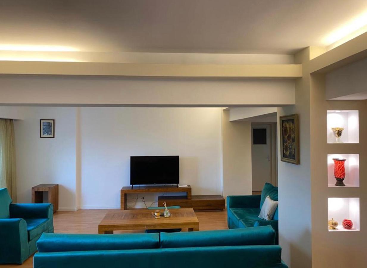 Old Town Apartment With Panoramic View Bucarest Extérieur photo